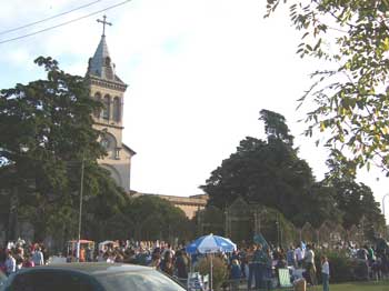 Feria artesanal y de instituciones